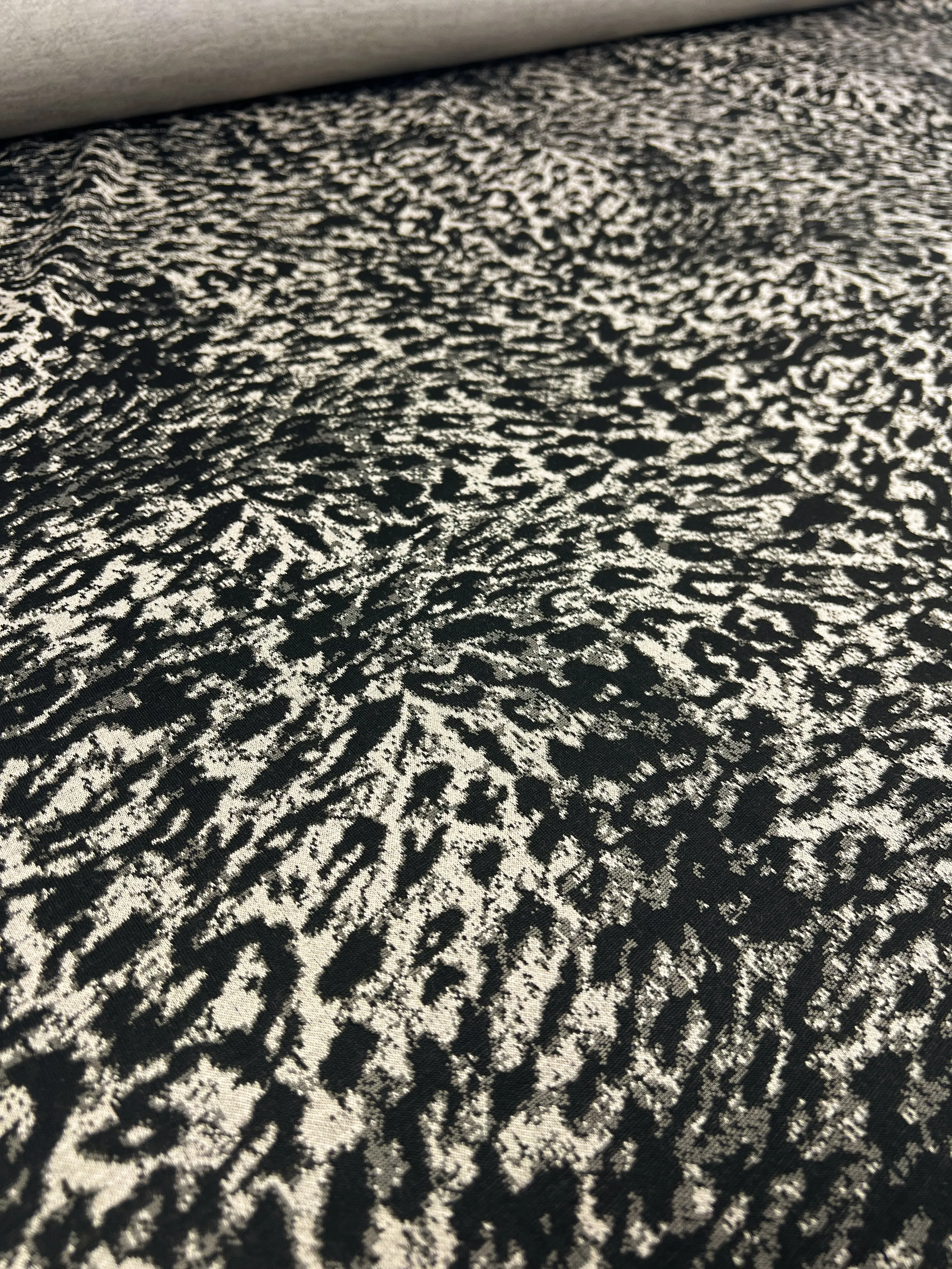 Textured Knit - Leopard - 145cm