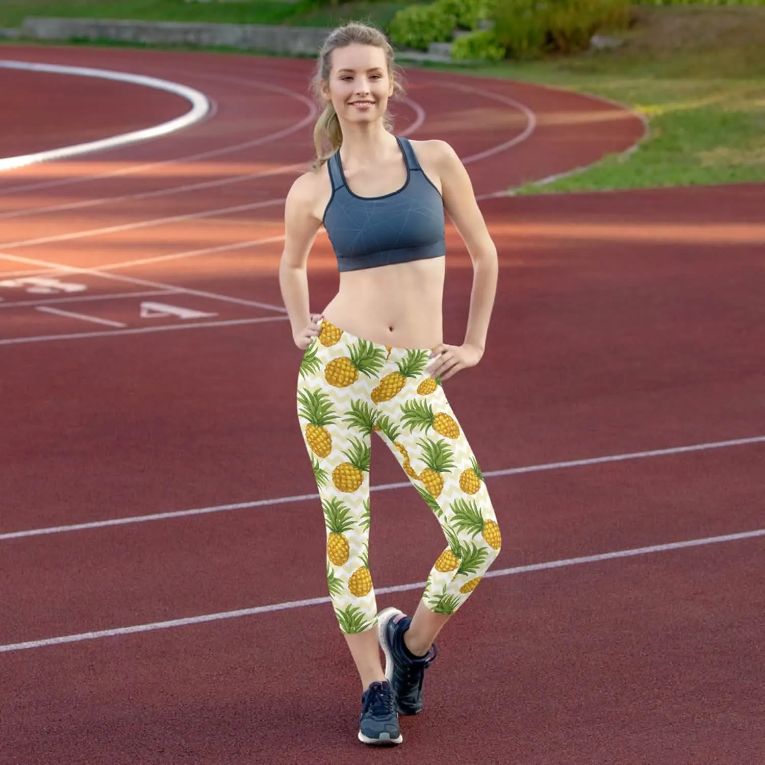 Tropical Escape Women's Capri Active Leggings